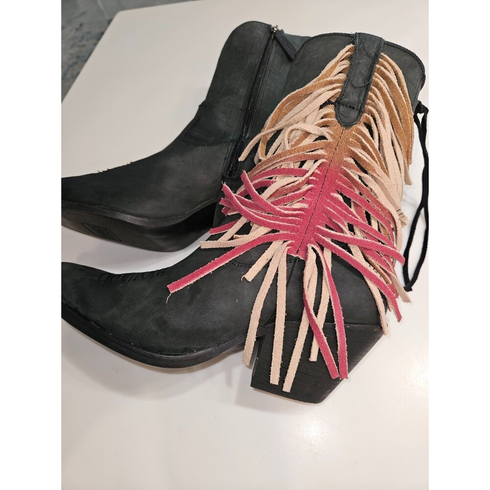 Dingo Fringe Boots - Picture 3 of 11